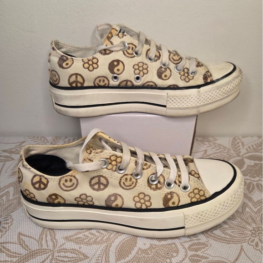 CONVERSE ALL STARS LIFT PEACE YIN YANG FLOWER SMILEY PLATFORM CONS WM6.5/MN 4.5 - Picture 3 of 10